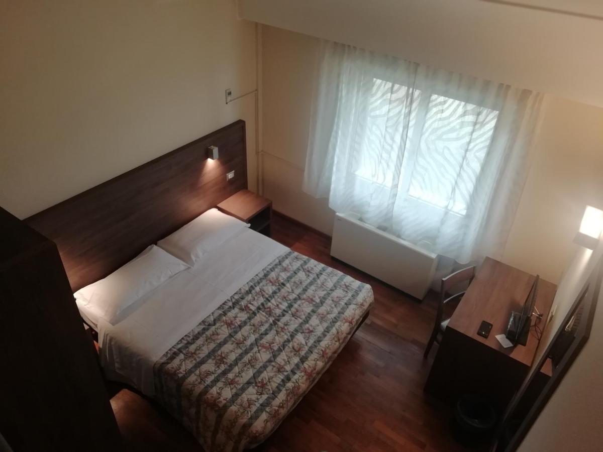 Hotel La Fonte โอซิโม ภายนอก รูปภาพ